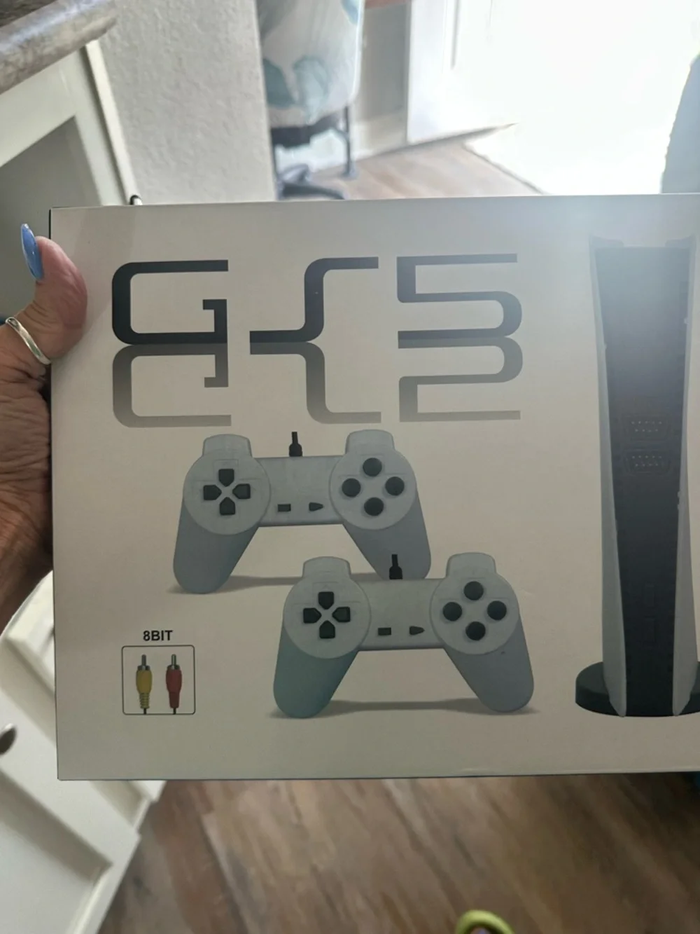 GS5 Classic Console Bundle in White and Black